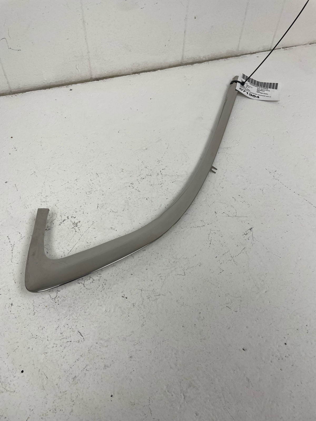 2011-2018 Bentley Continental Oem REAR RIGHT QUARTER WINDOW MOLDING STRIP CHROME