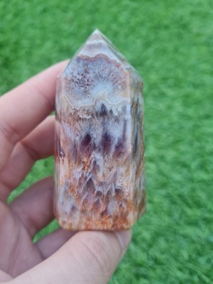 Zauberquarz aka Amethyst Spitzenachat Turm aus Minas Gerais, Brasilien, 108g