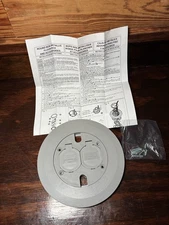 Hubbell - PFBCGYA - Hubbell Wiring Device-Kellems Round Cover/Flange Assembly,