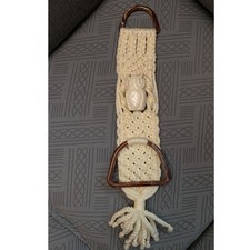 Vintage Macrame Owl Towel Hanger Boho Cream Wall Hanging Tortoise Shell Rings