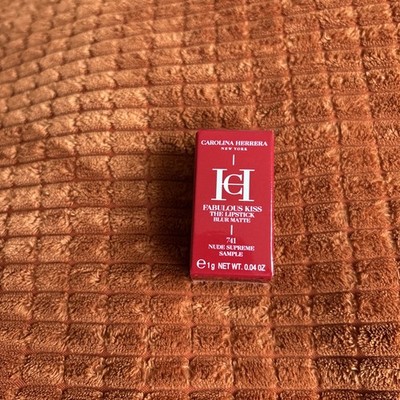 Carolina Herrera Fabulous Kiss The Lipstick Blur Matte 741 Mini 1g Nude Supreme