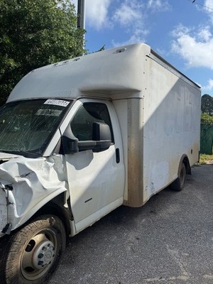Used Engine Complete Assembly fits: 2021 Chevrolet Express 3500 van 6.6L VIN 7 8
