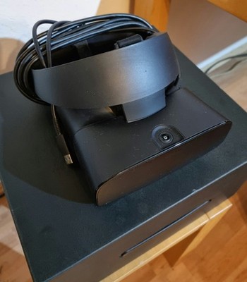 Oculus Rift S - mit Originalverpackung und 2 Controllern