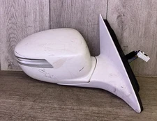# 2011-2012-2013 Hyundai Equus Mirror RH PASSNGER SIDE  OEM E4022991