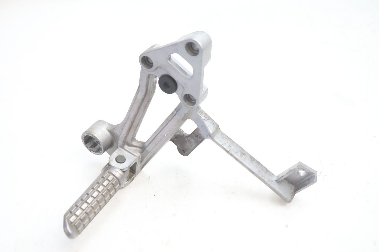 SOPORTE ESTRIBERA TRASERA IZQUIERDA - KAWASAKI GPX F ZX750F 750 (1986 - 1990)