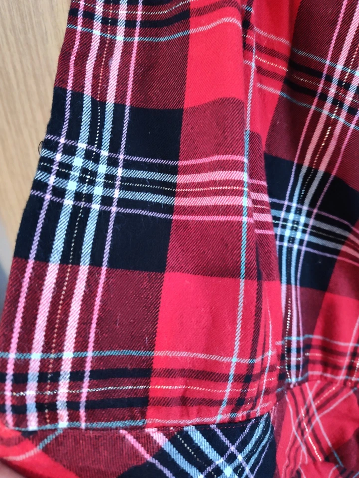 Shorts xadrez Victoria's Secret tamanho médio - Imagem 2 de 4