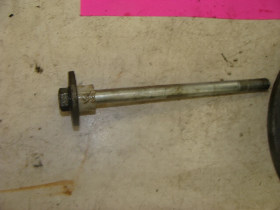 Polaris Cutlass SS 440 340 1981 1982 OEM EMBRAGUE PRIMARIO CVT transmisión con perno poco kilometraje Foto 3 de 4