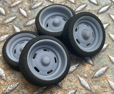 Resin 1/24: 21/20 Scale Inch Chevy Rally Wheels With Wide Rear Tires. 1/25