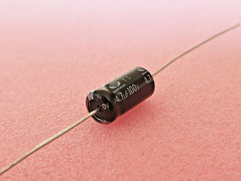 20pcs DAEWOO TS 4.7uf 100v Axial Electrolytic Capacitors 6x12mm audio amplifier - image 2 of 4