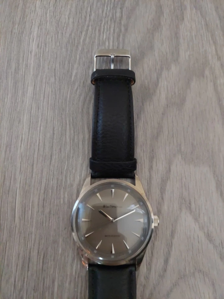 Ben Sherman Reloj Clásico en Correa de Cuero Negro Reloj Hombre BS107 Foto 3 de 4