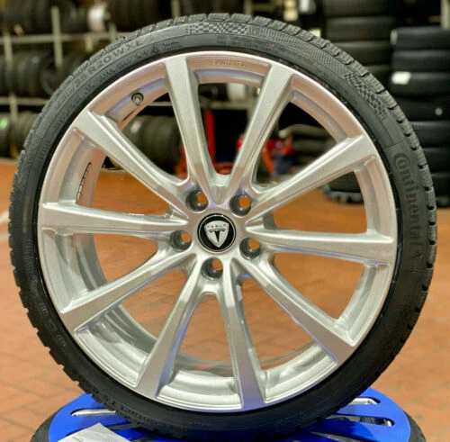 Pirelli Kompletträder mit Brock