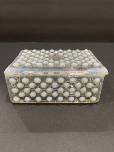 Vtg Anchor Hocking Hobnail Milk/Opalescent Glass Trinket Dish With Lid 5.25”