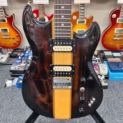 Aria Pro Il TS-400 Tri Sound SERIE mit Hartschalenkoffer E-Gitarre...