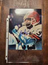 OZZIE NEWSOME Signed Autographed CLEVELAND BROWNS 8x10 Photo