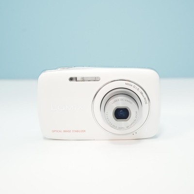 Panasonic LUMIX DMC-S1 Compact Digital Camera Full Set 12MP 