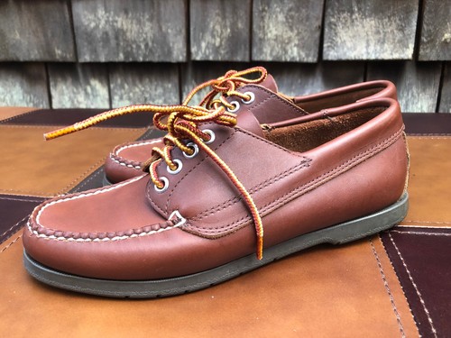 LL Bean Mens Boat Shoes 8 M Brown 