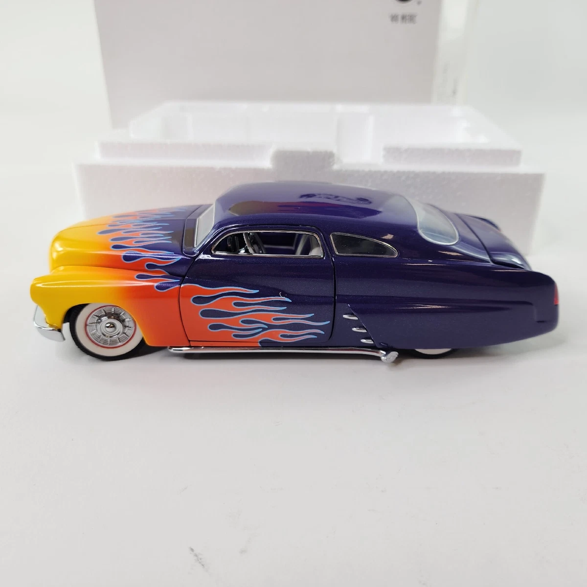 Hot Wheels Legends 1949 