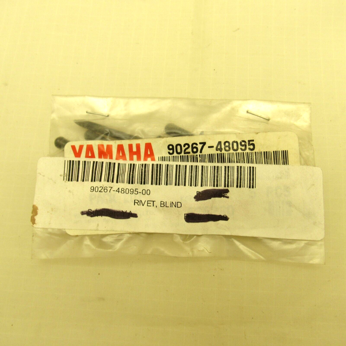 an！！！！ Yamaha OEM Blind Rivets 90267-48095-00 Set of 5 | eBay
