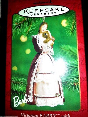 Hallmark Andenken 2001 Viktorianisch Barbie Mit Cedric Bär Weihnachten Deko Neu