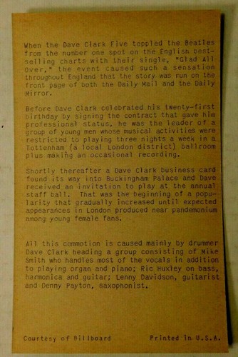 Original WKNR Dave Clark Cinco Periódicos Concierto Anuncio Años 60 Con Tarjeta de Exposición Bonificación - Imagen 2 de 2