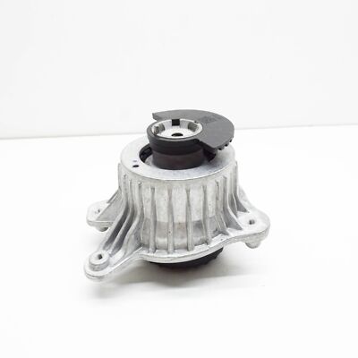 Mercedes-Benz E-class W213 Right Side OFFSIDE Engine Mount  