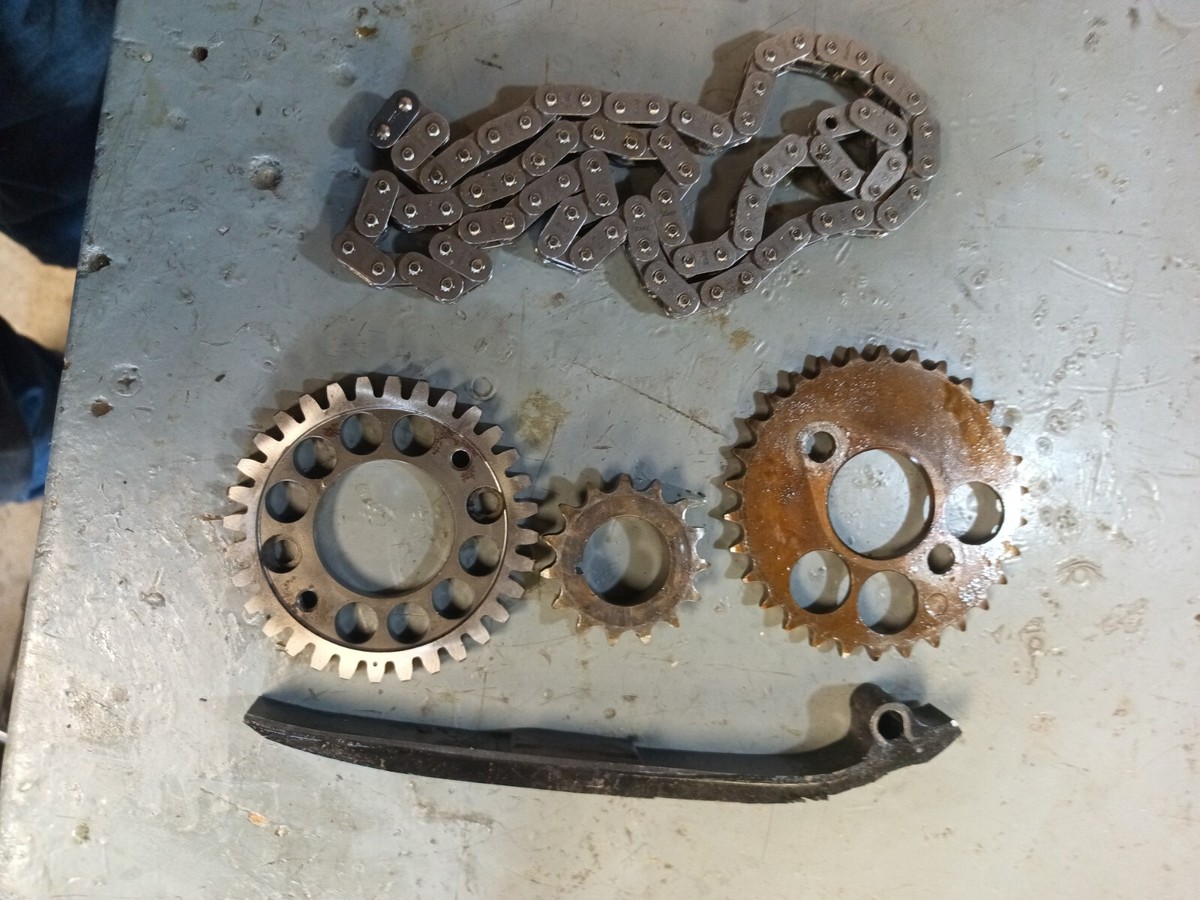 KTM　森林タンク 2011 KTM 250 XC XCW Husaberg Cylinder Jug *Needs Repairs