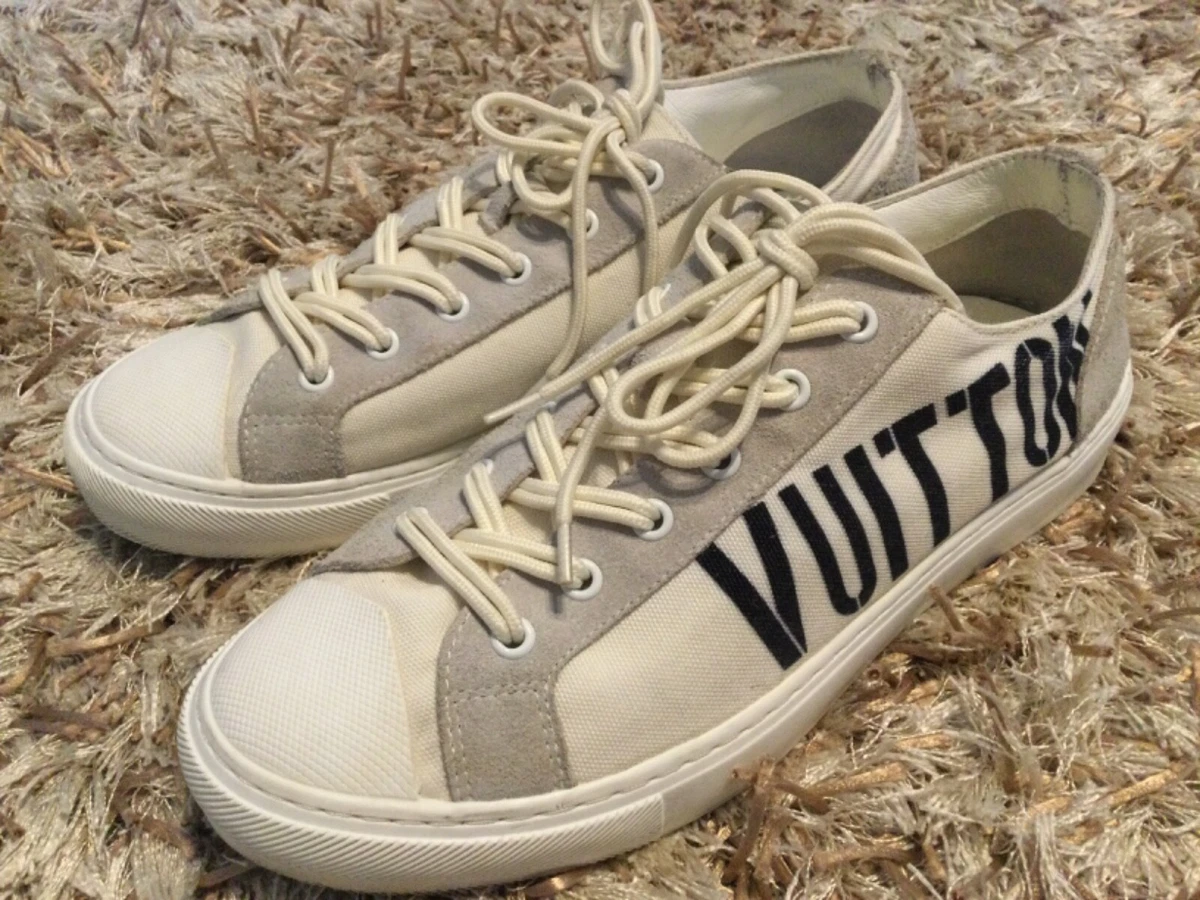 LOUIS VUITTON Men's shoes size 9 - Like New