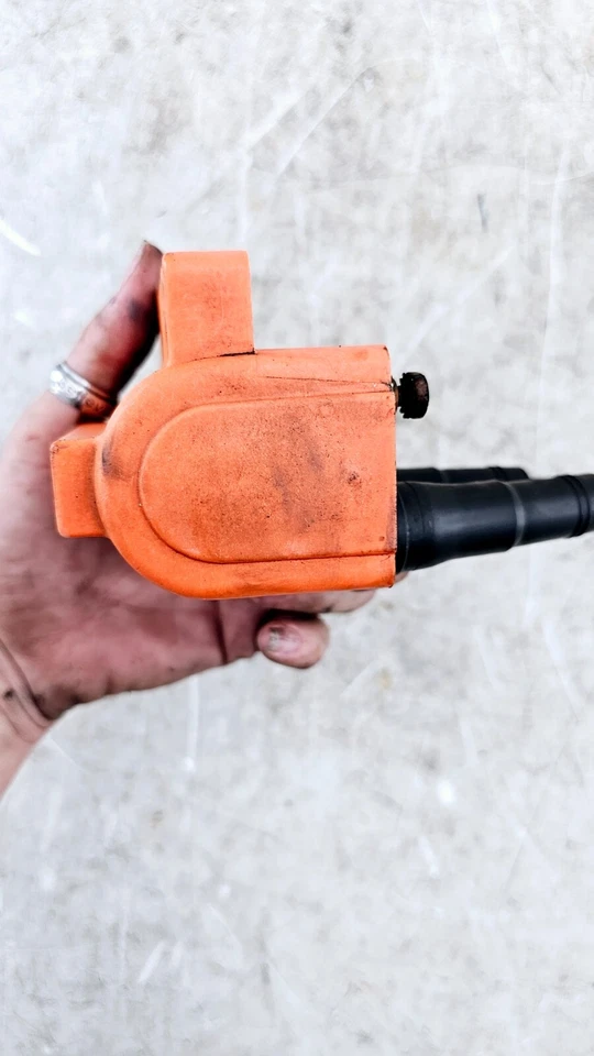 1995 年 HARLEY DYNA 可转换点火线圈 + 火花塞电线 31620-88 原始设备制造商 高清 — 第 4/4 张图片