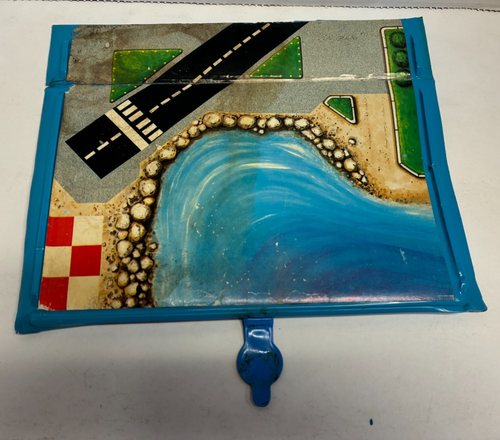 B2 MicroMachines Airport Terminal/Marina Playset w/parts As Is Galoob 1980's - Afbeelding 6 van 13