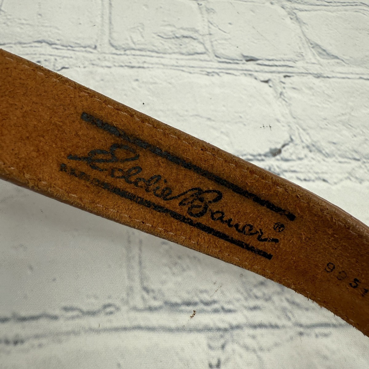 Eddie Bauer BROWN GENUINE LEATHER 1 5/8\