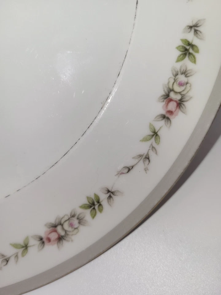Lot Of 2 Vintage Yamato Fine China Japan Floral Wreath Dinner Plates 11.5" Ea - Image 4 of 4