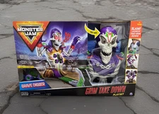 Monster Jam Grim Take Down Playset with Grave Digger Monster Truck New 2019 RARE