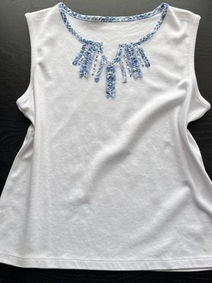 Vintage Embellished White V-neck Cutout Tank Top, Notched Neckline,Fringe Detail