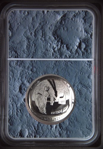2019-S 50c Apollo 11 50th Ann. Half Dollar 2pc Set NGC PF70 ER Moon Label - Picture 3 of 4