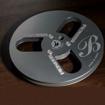A NEW PRO PIONEER 7'' Silver Aluminum Take Up Reel Empty For 1/4'' Tape Recorders