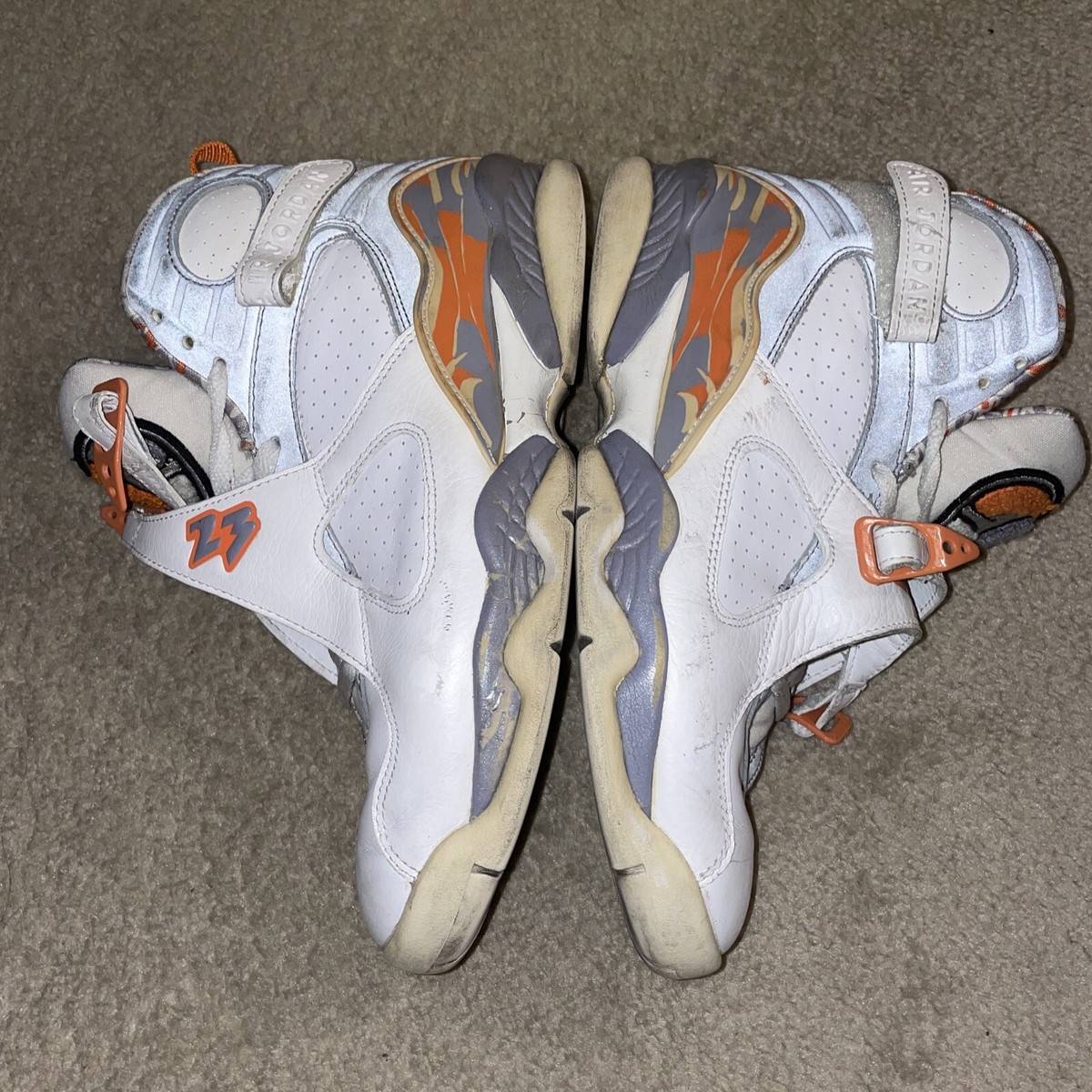Jordan 8 Retro Orange Blaze 2007 size 8.5 (2007 Release