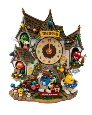 2005 Danbury Mint Collectible M&M Bed & Breakfast