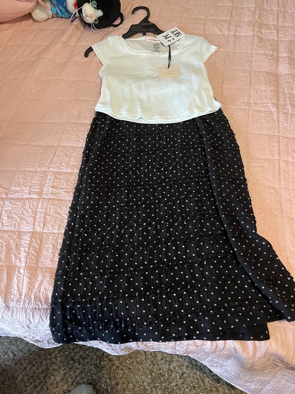 love squared girls 2 pc outfit size 7 skirt and top