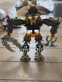 LEGO BIONICLE: Carapar 8918 - 2007 - 100% Complete