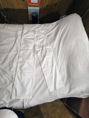 Chic Royale White Size 9 (30Wx32L) Straight Leg Cargo Pants