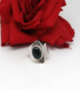 Sterling Silver Onyx Mexico Ring Size 8 12.67g CAT RESCUE