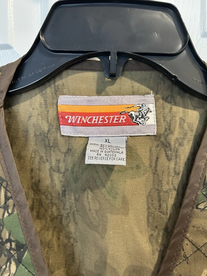 Vintage Winchester Camo Vest Large Hunting,Camouflage Outdoor Shoot - Image 2 of 4
