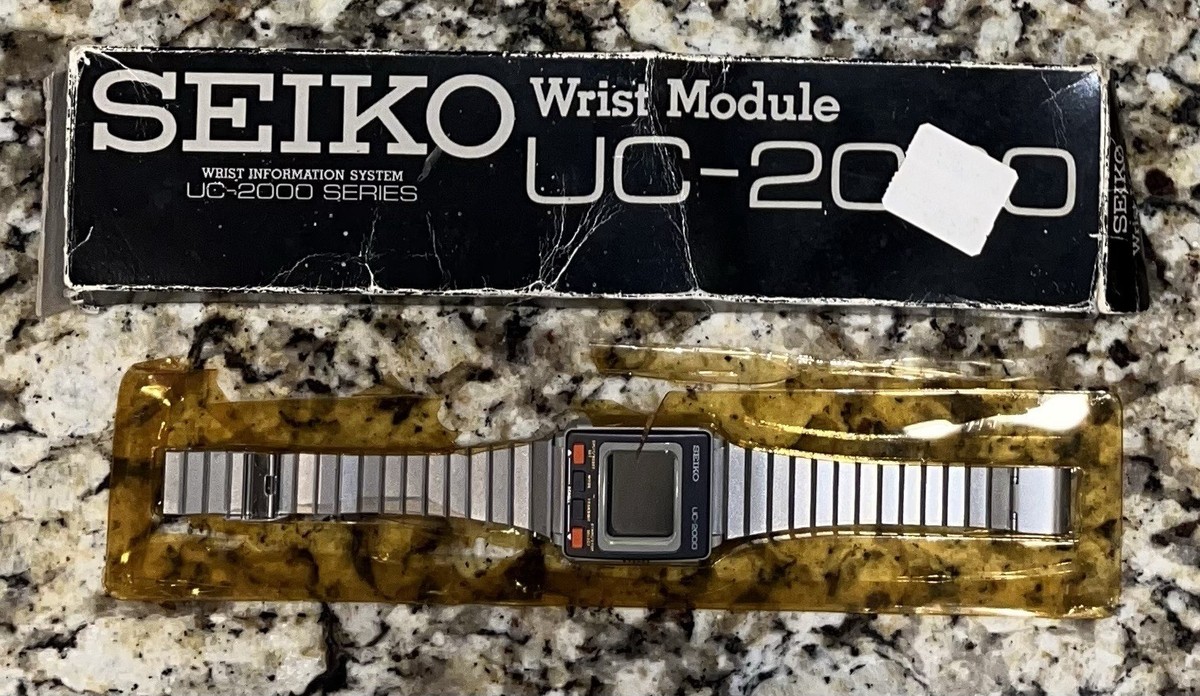 時計 SEIKO UC-2000 UW01-0100 Seiko UC-2000 Vintage 1984 Computer Smart Watch Dot Matrix LCD