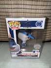 FUNKO POP! Billy The Marlin #09 MLB Miami Marlins Mascot Figure W/Protector