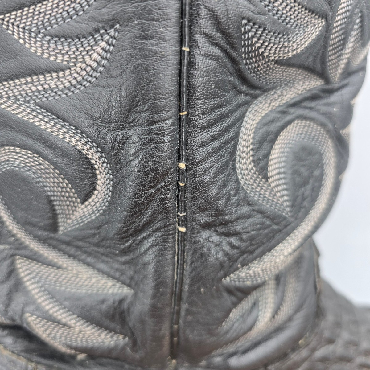 J Chisholm Boots Men display picture 1