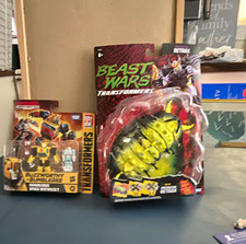 Hasbro Transformers Bumblebee & Spike Witwicky Beast Wars Predacon Retrax