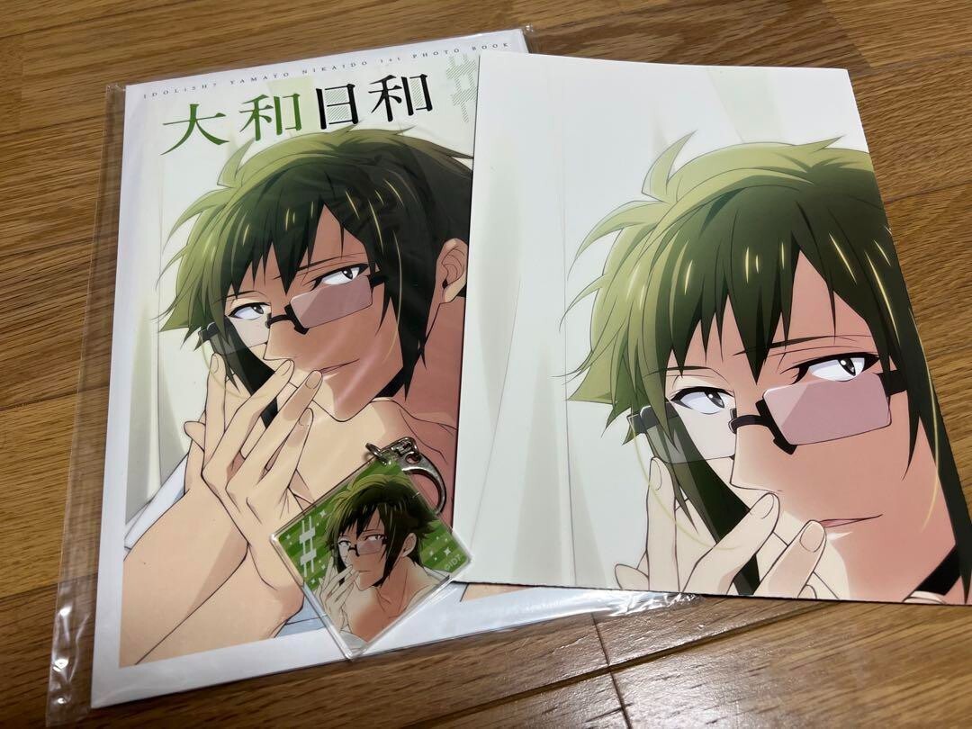 IDOLISH7 YAMATO NIKAIDO 1st PHOTO BOOK Biyori Acrylic Keychain