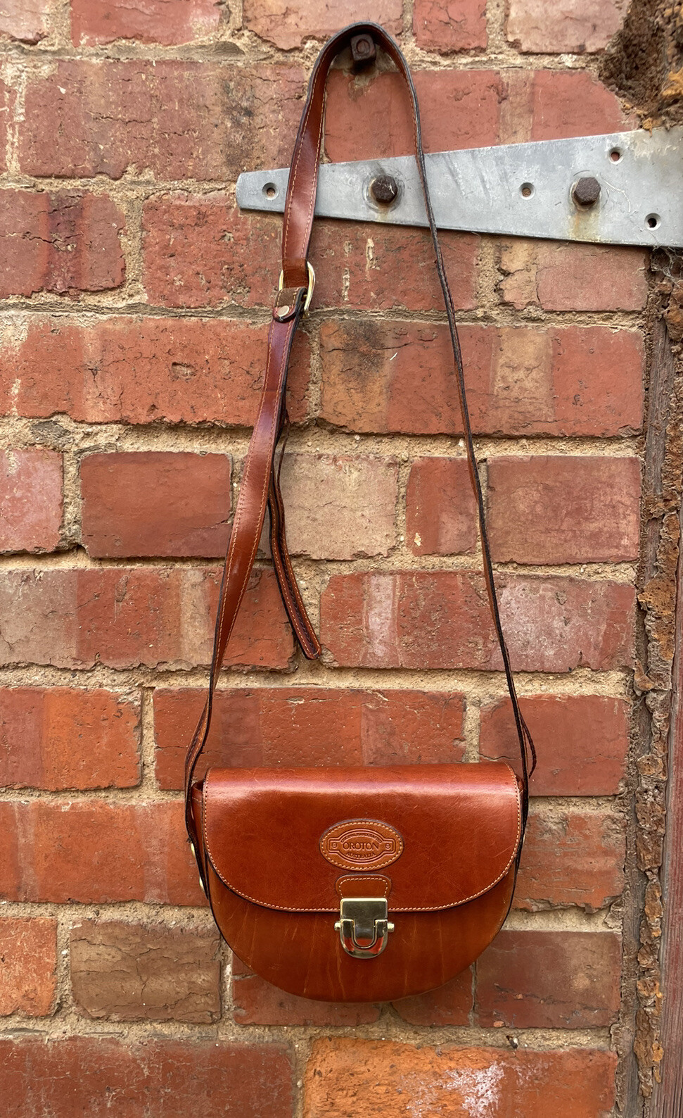 Vintage OROTON Tan Leather Bag with Gold Clasp Handcrafted In Australia