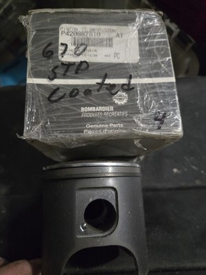 Nos Bombardier 670 Piston P 420887610 77.90 Mm Std Coated Skidoo Ski Doo