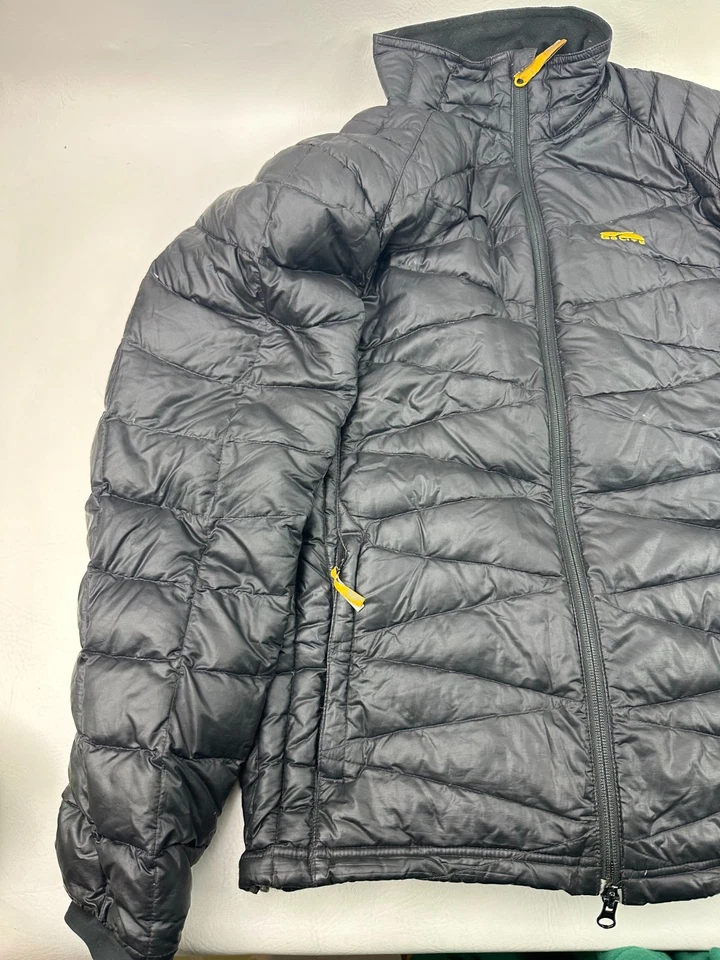 Golite Men's Black Long Sleeve Full-Zip 800 Pertex Puffer Jacket Size M - Image 2 of 4